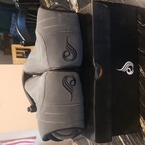 Grey D-MAK EVO size 11